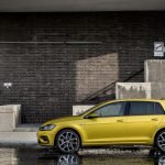 Fiancata nuova Volkswagen Golf 2017 restyling