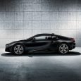 Immagine fiancata nuova ibrida BMW i8 Frozen Black 2017