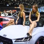 Ragazze al Salone di Ginevra stand Audi