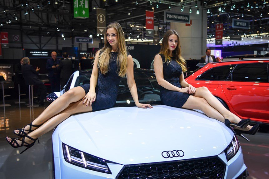 Sexy ragazze Audi al Salone di Ginevra 2017