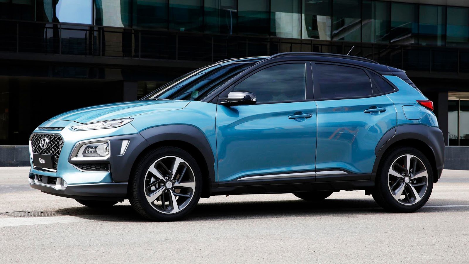 Foto Fiancata Nuova Hyundai Kona 2018