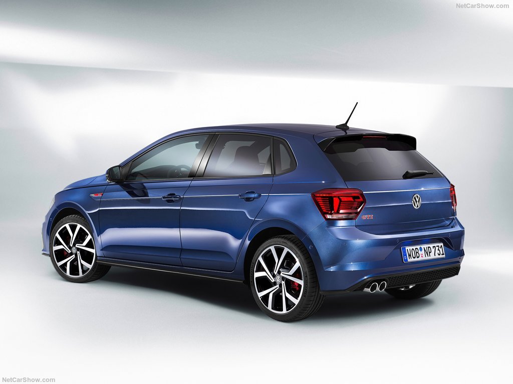 Foto Nuova Volkswagen POLO GTI 2018 blu