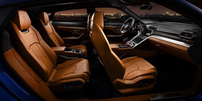 Abitacolo sedili Lamborghini Urus 2018