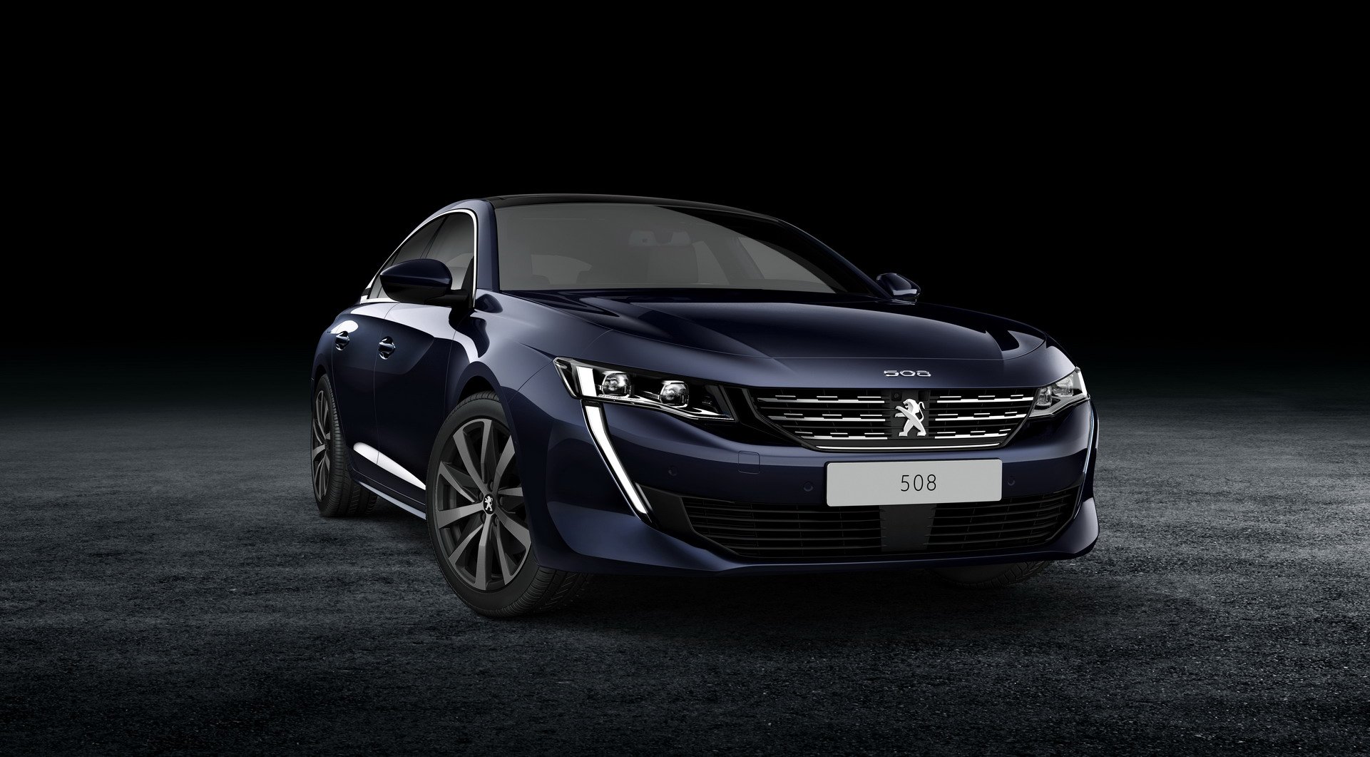 Immagine frontale nuova Peugeot 508 2018