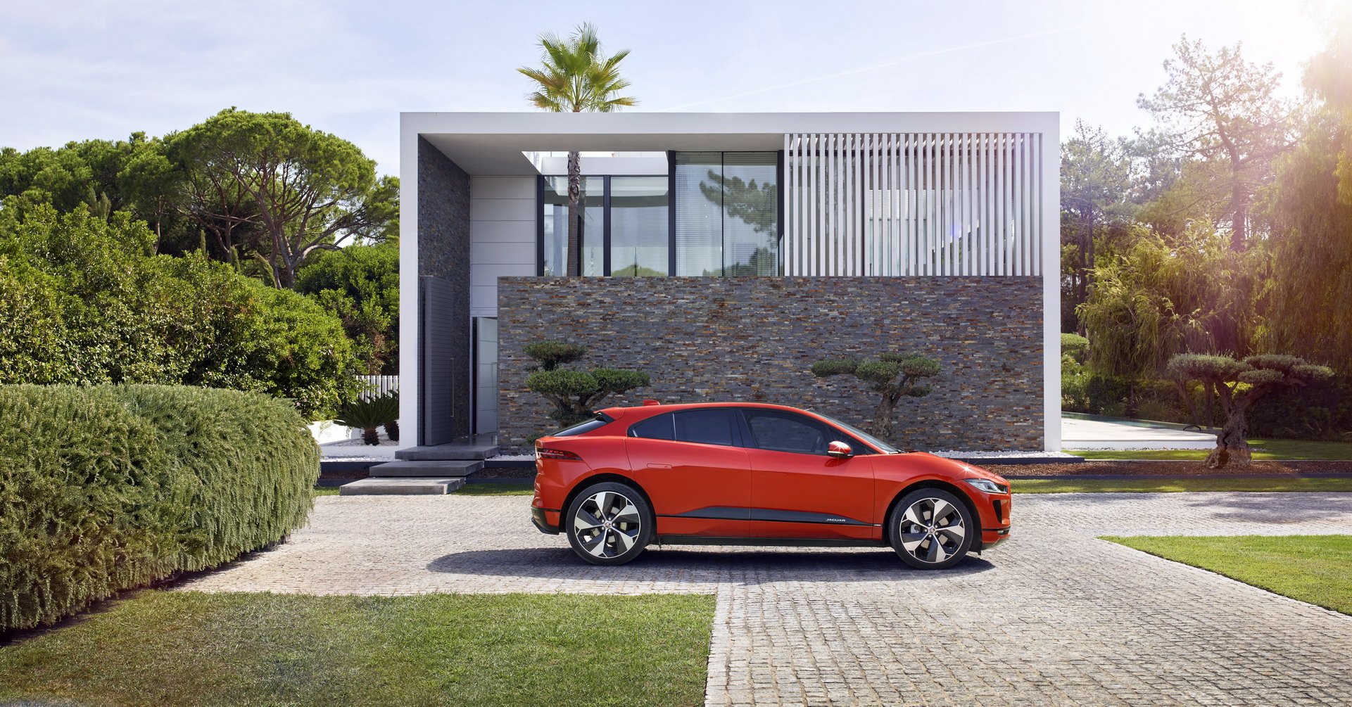 Fiancata Nuova Jaguar I Pace 2018