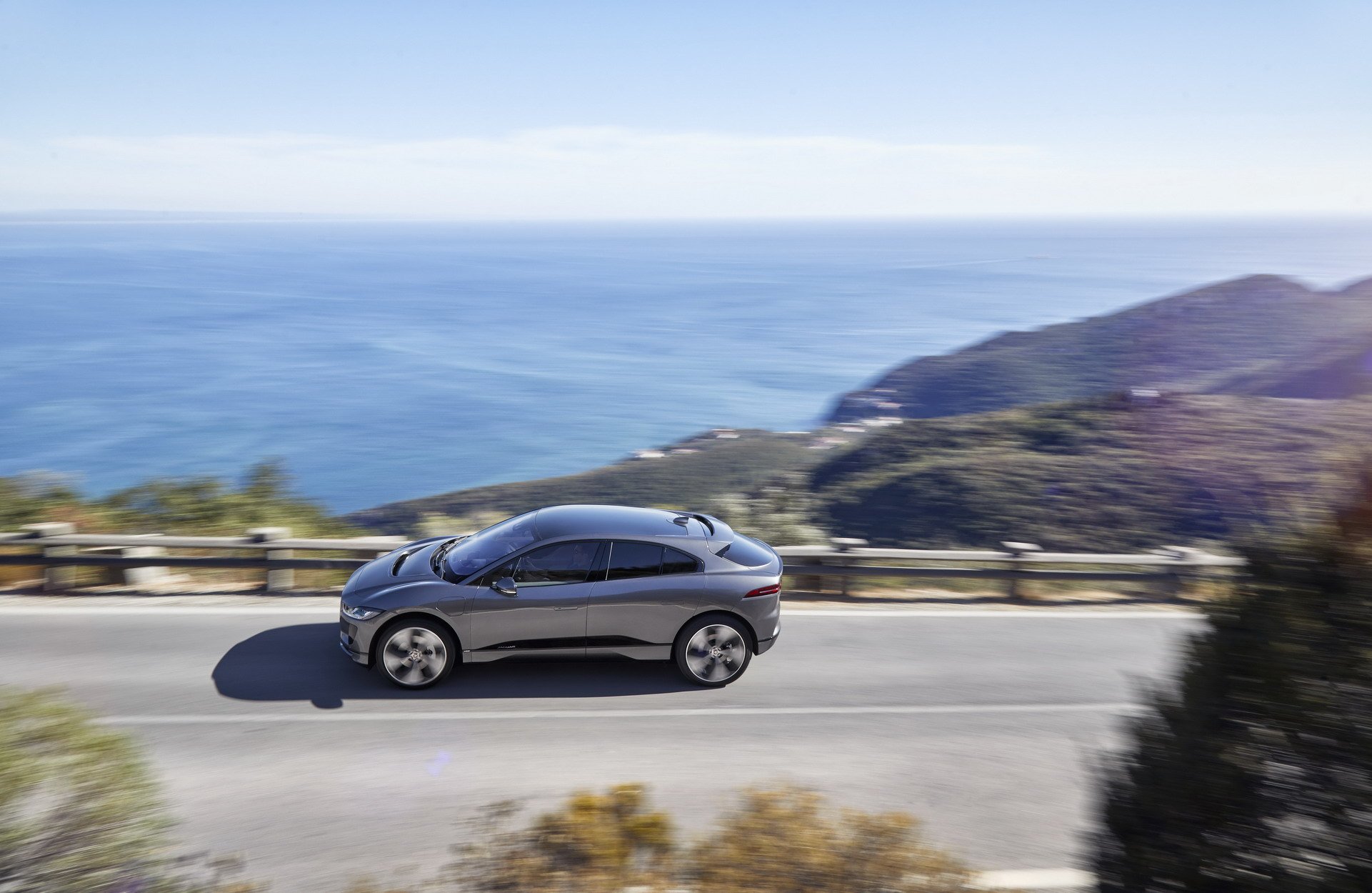 Foto Fiancata Nuova Jaguar I Pace 2018