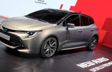 Nuova Toyota Auris Hybrid 2018