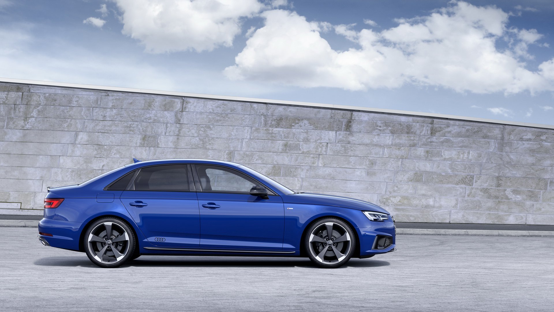 Foto fiancata nuova Audi A4 2019