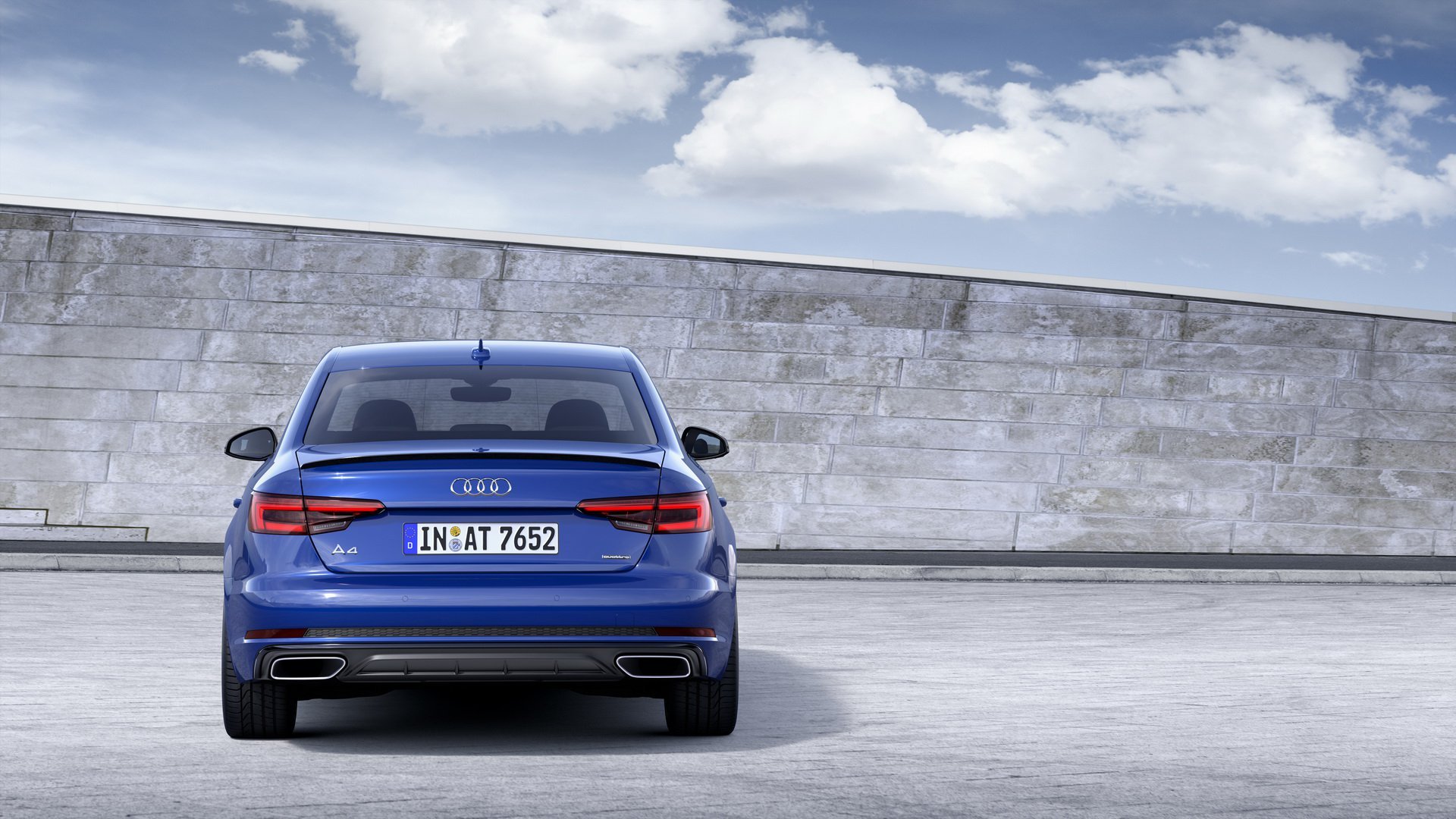 Foto posteriore nuova Audi A4 2019