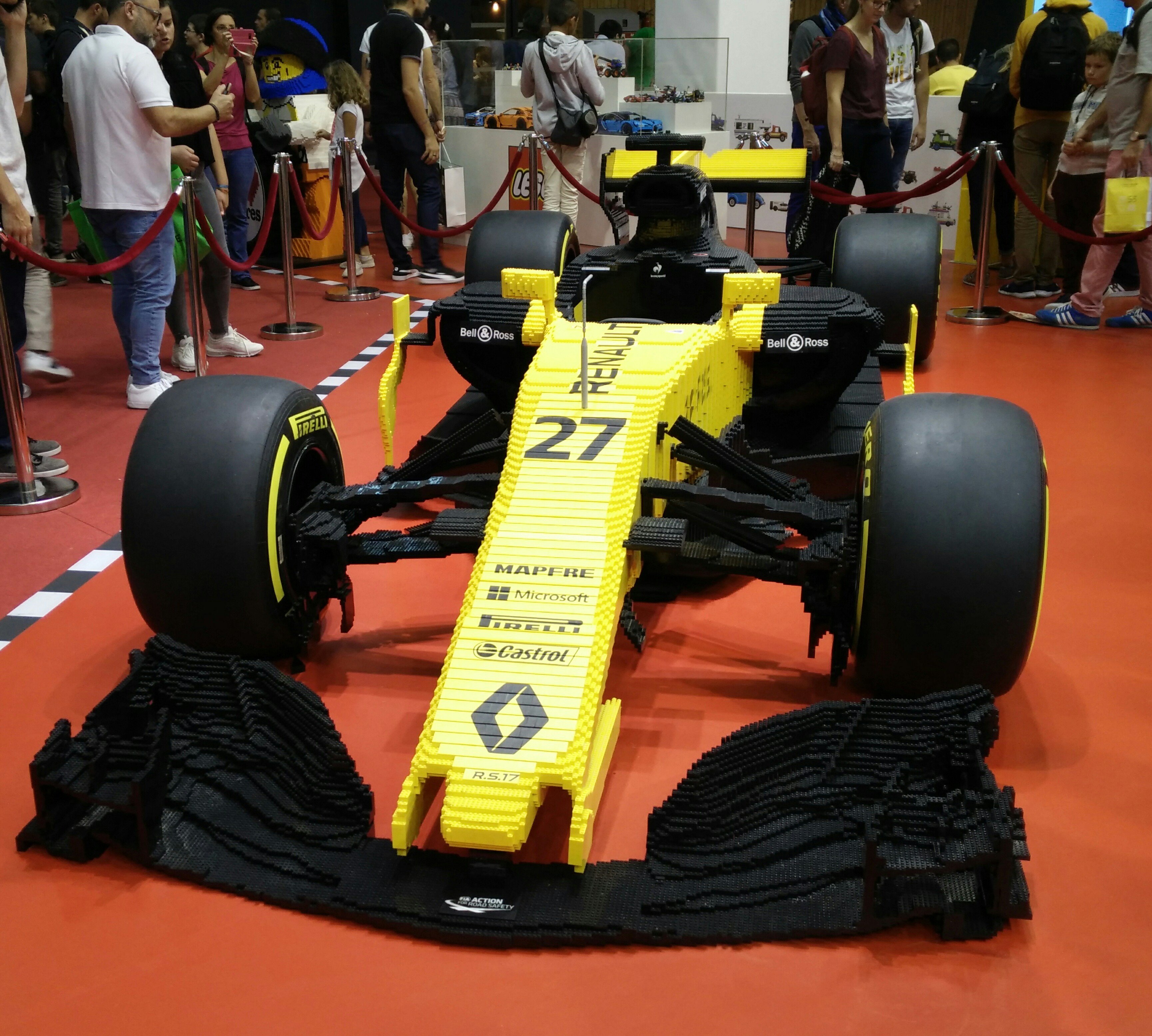 Renault in LEGO