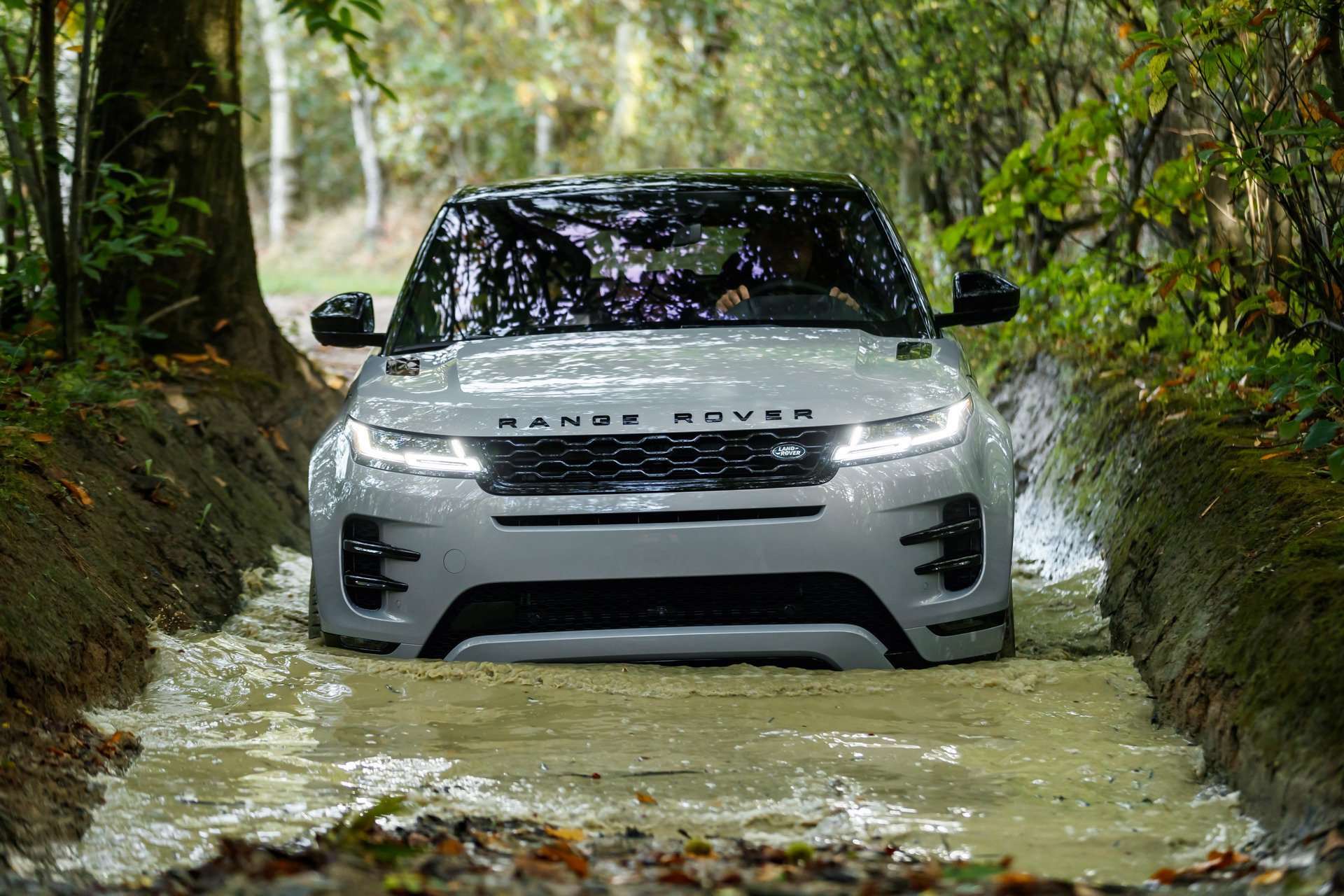 Foto nuova Range Rover Evoque 2019