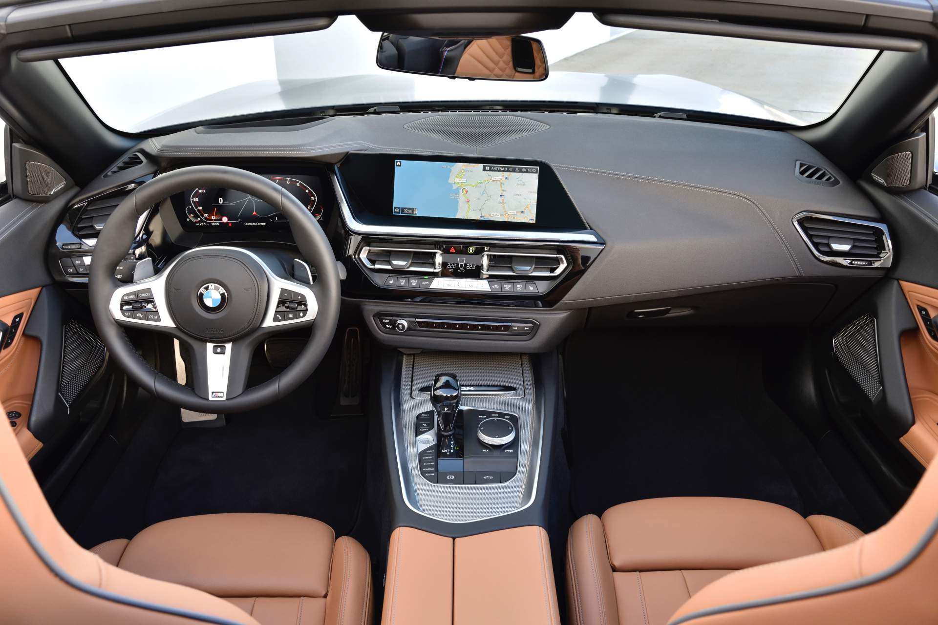 Immagine interni nuova BMW Z4 2019