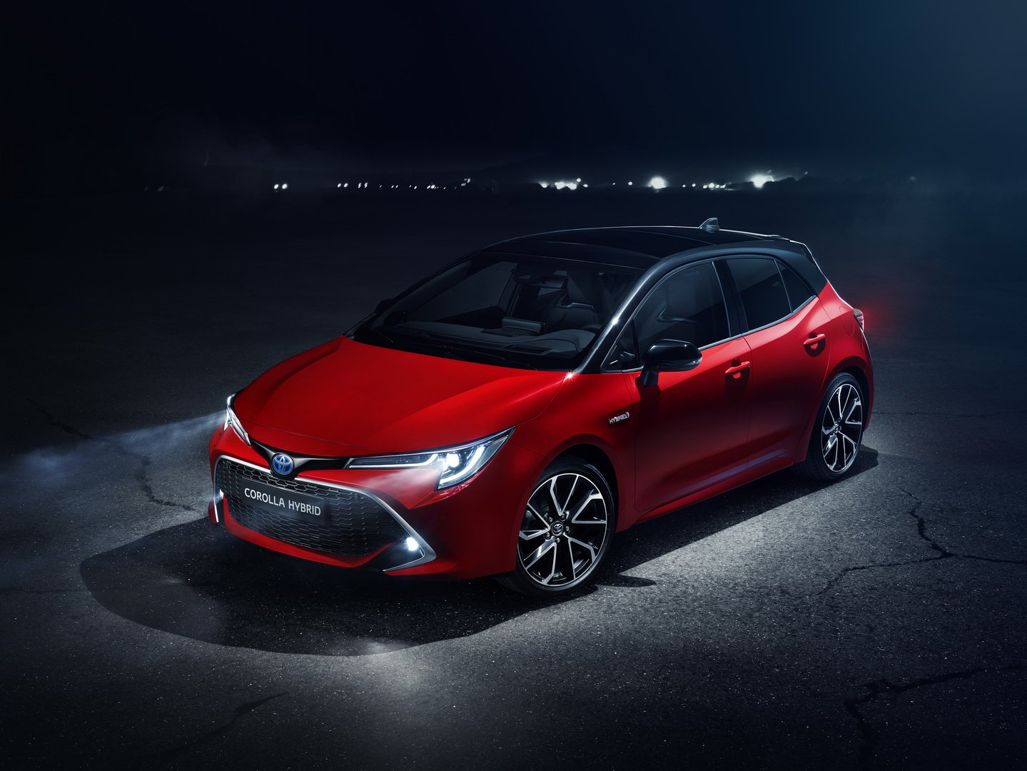 Foto Nuova Toyota Corolla 2019 Berlina