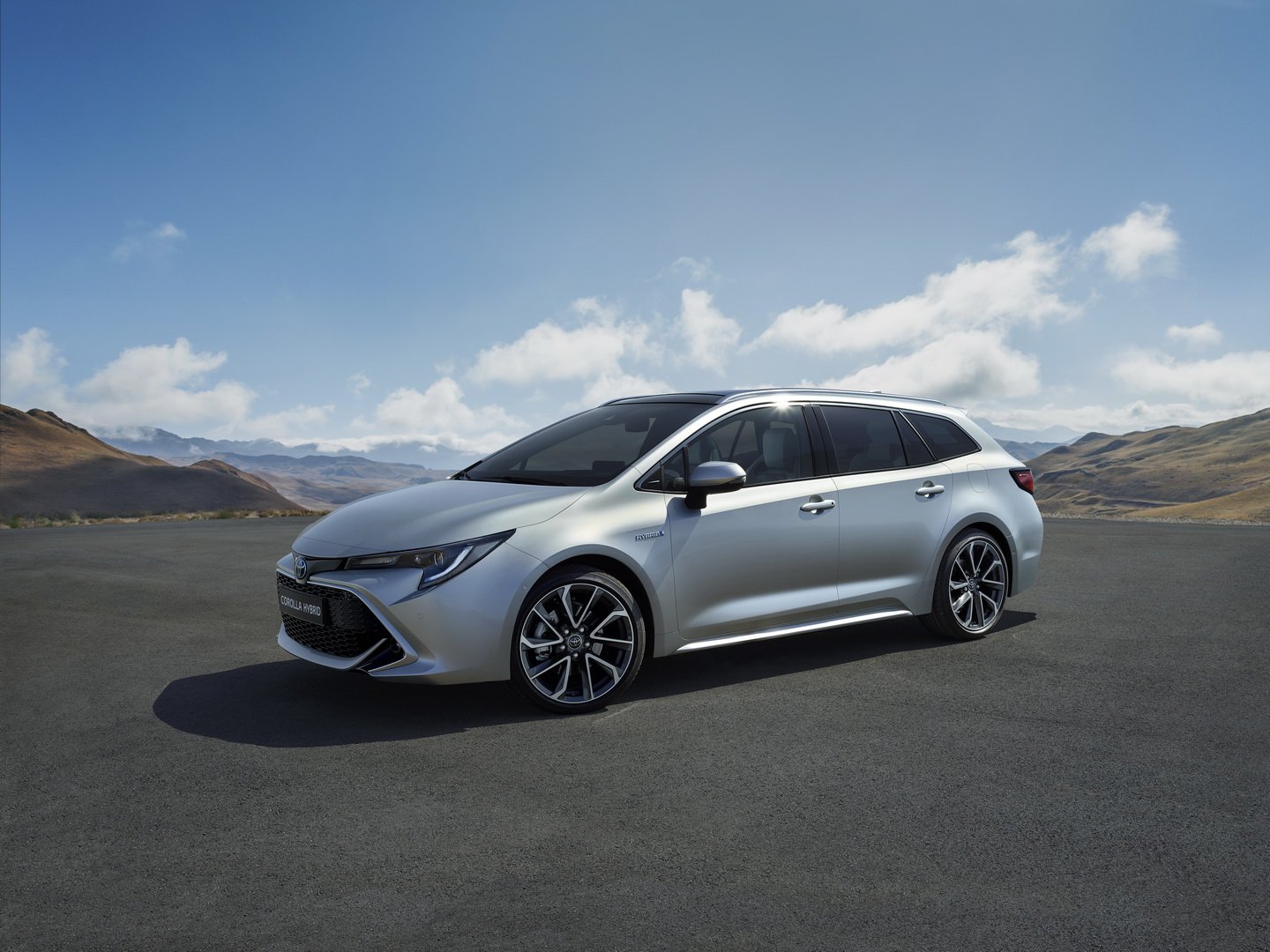 Foto Nuova Toyota Corolla 2019 Sports Wagon