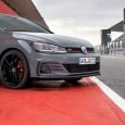 Foto frontale Nuova Golf GTI TCR 2019