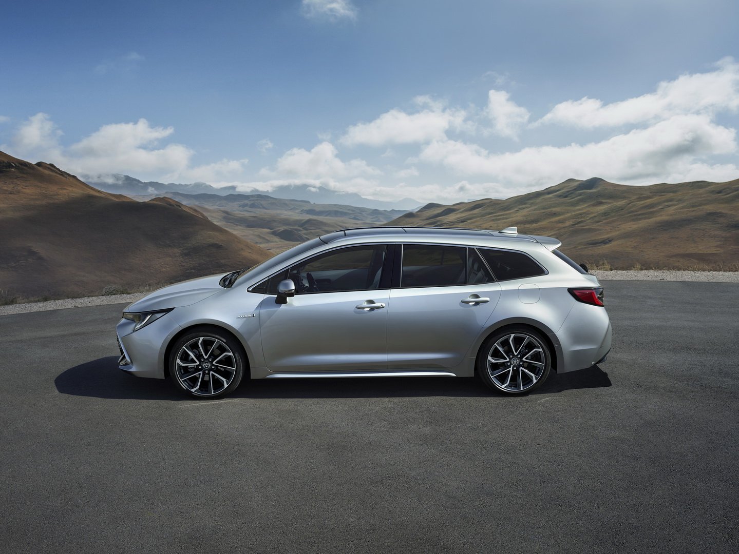 Immagine fiancata nuova Toyota Corolla 2019 Sports Wagon