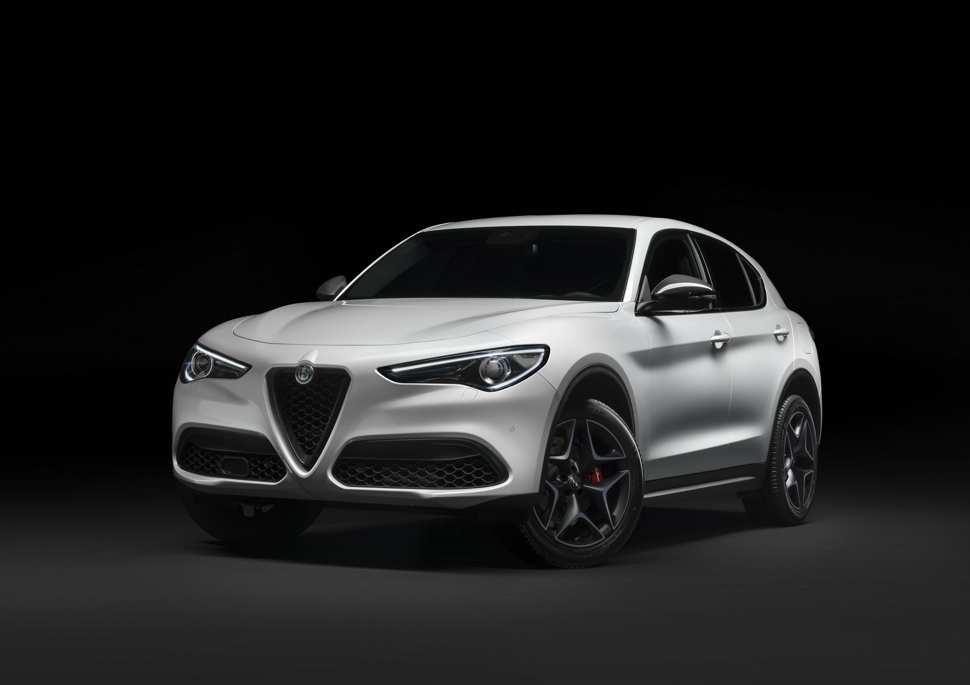 Foto Alfa Romeo Stelvio TI 2019
