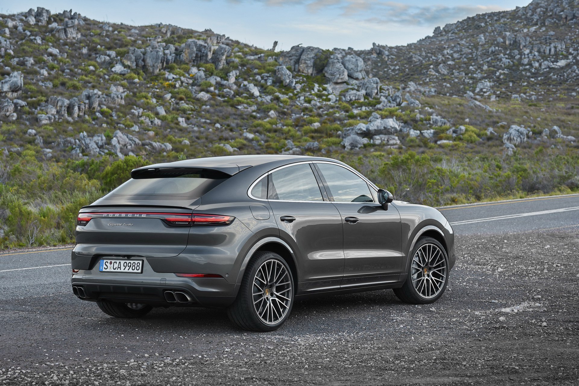 Nuova Porsche Cayenne Turbo Coupe 2019