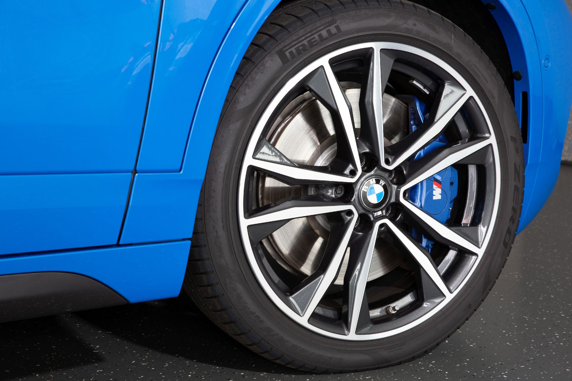 Cerchi in lega da 19 pollici BMW X2 M35i