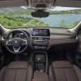 Immagine interni plancia e volante nuova BMW X1 2019