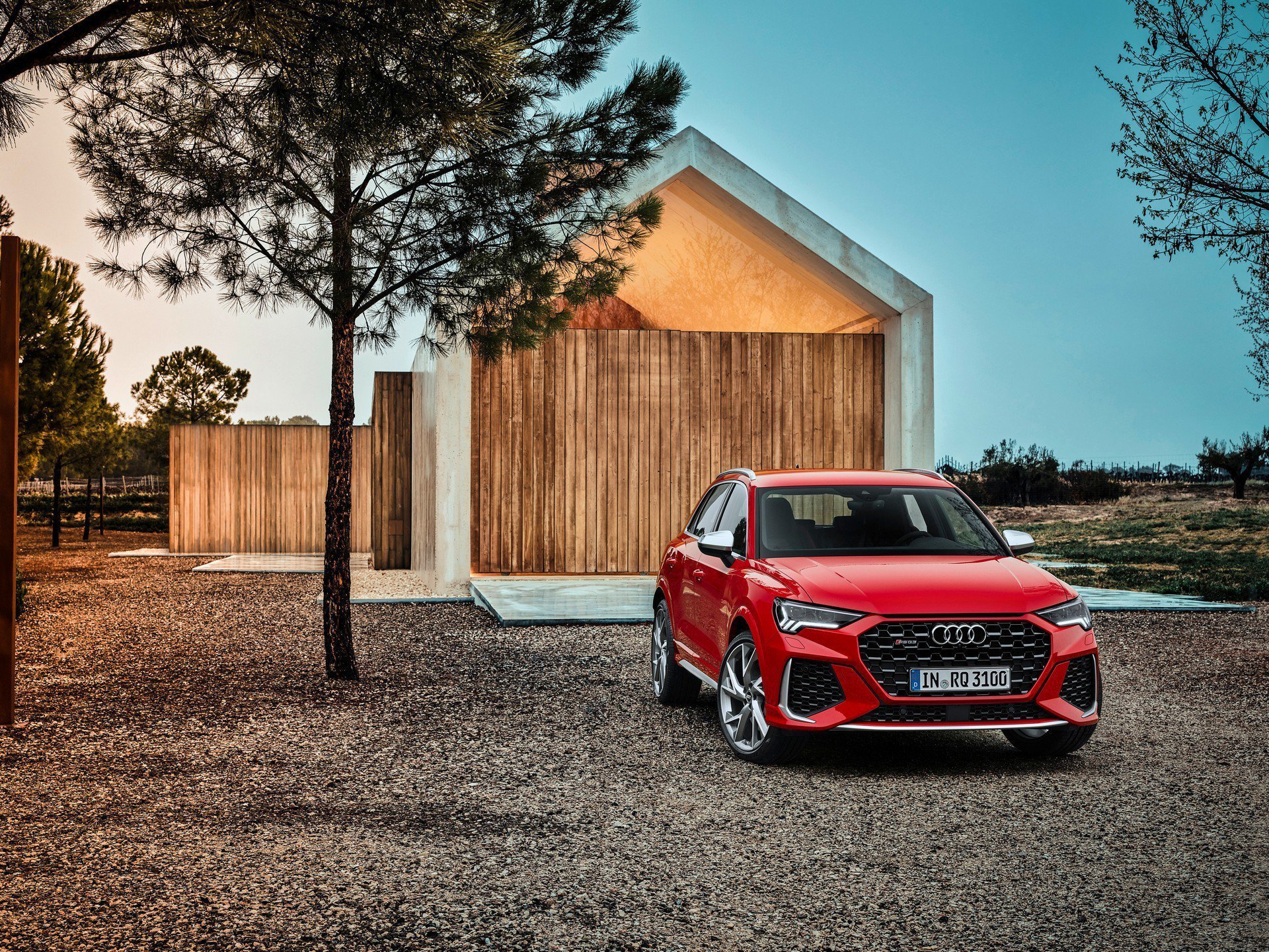 Immagine frontale nuova Audi RS Q3 2020