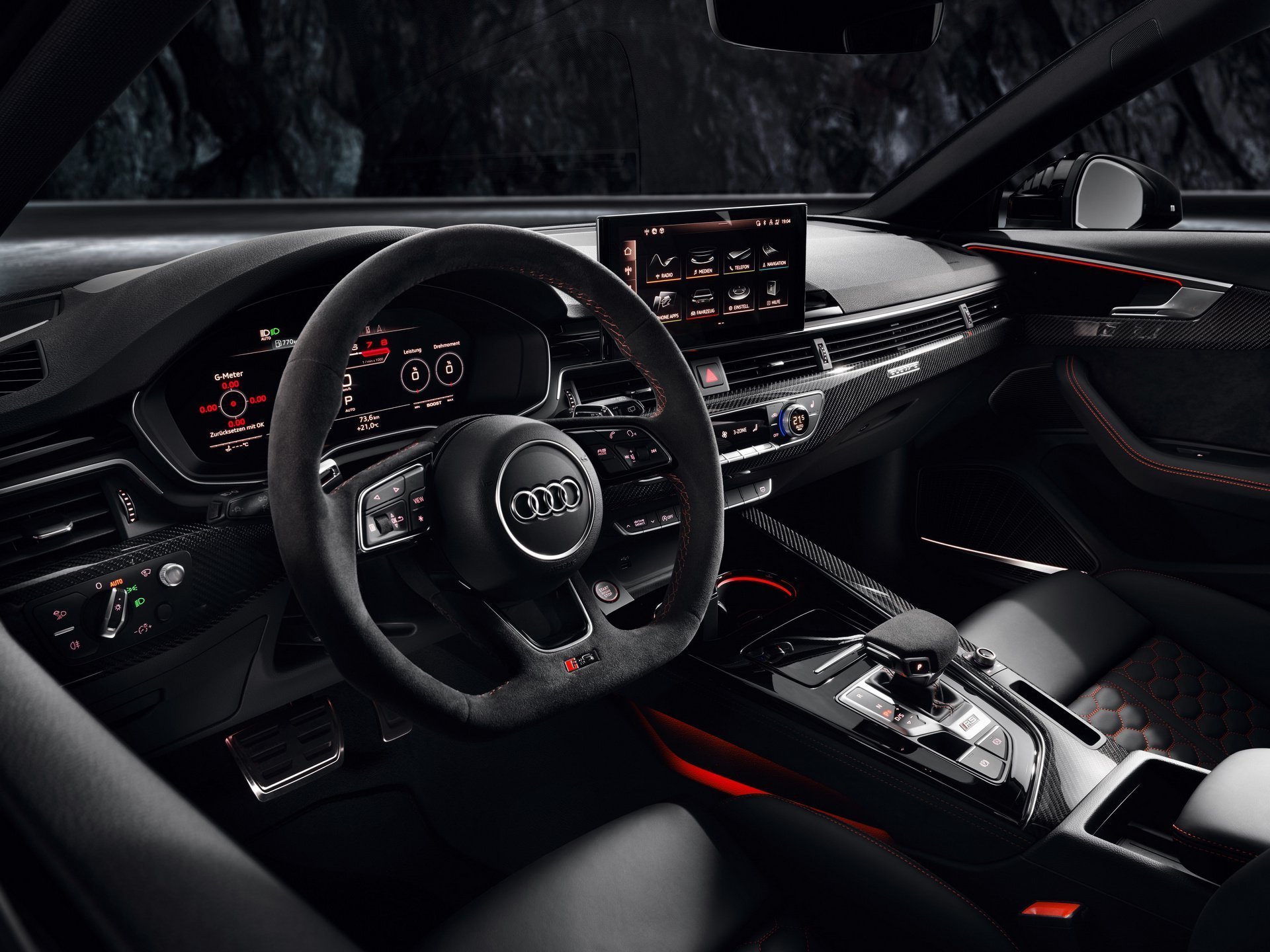 Immagine interni nuova Audi RS4 Avant 2020