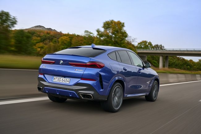 Immagine posteriore nuova BMW X6 2020