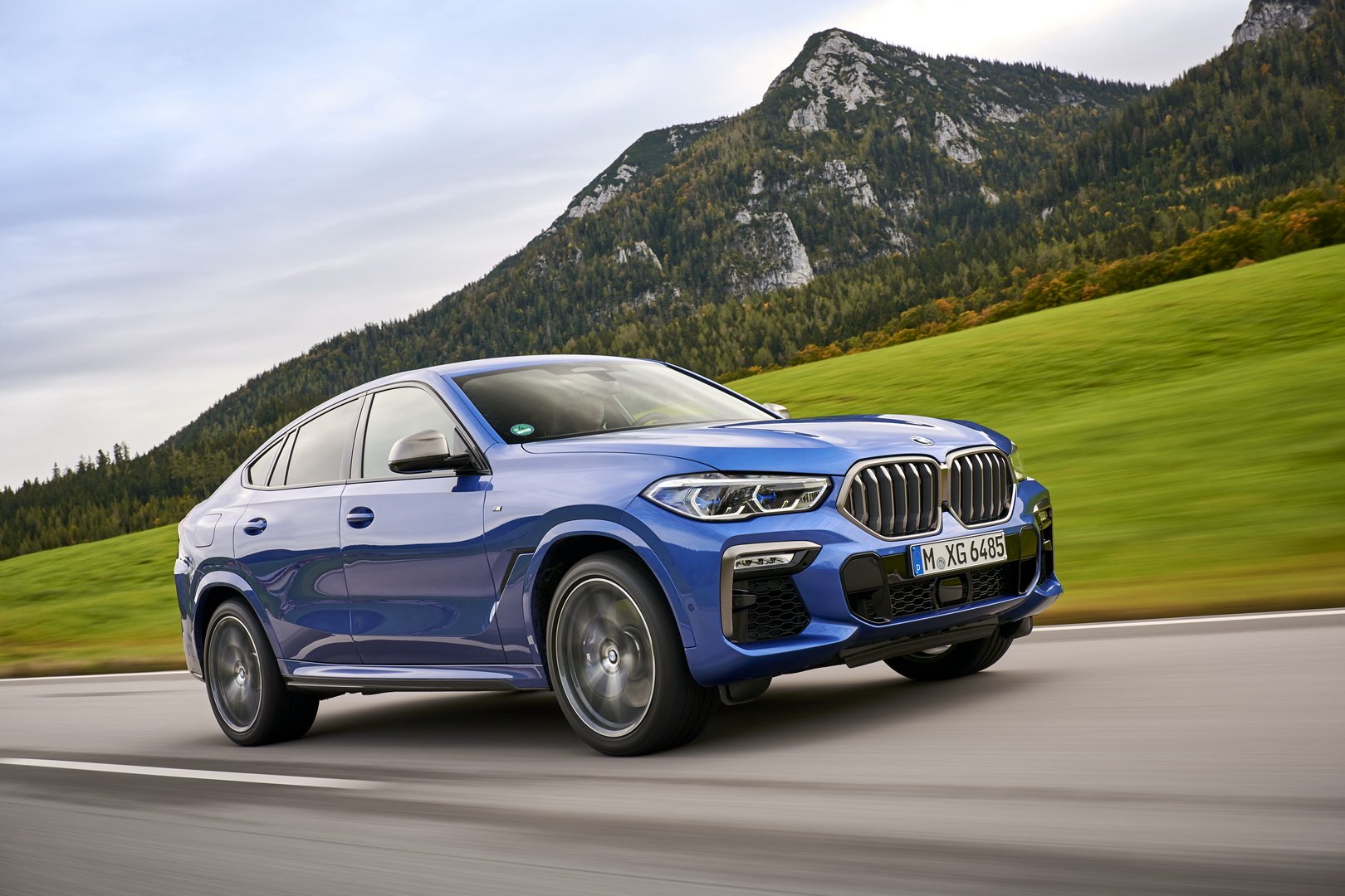 Immagini nuova BMW X6 2020