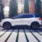 Nuova Citroen C5 Aircross ibrida 2020 immagine fiancata