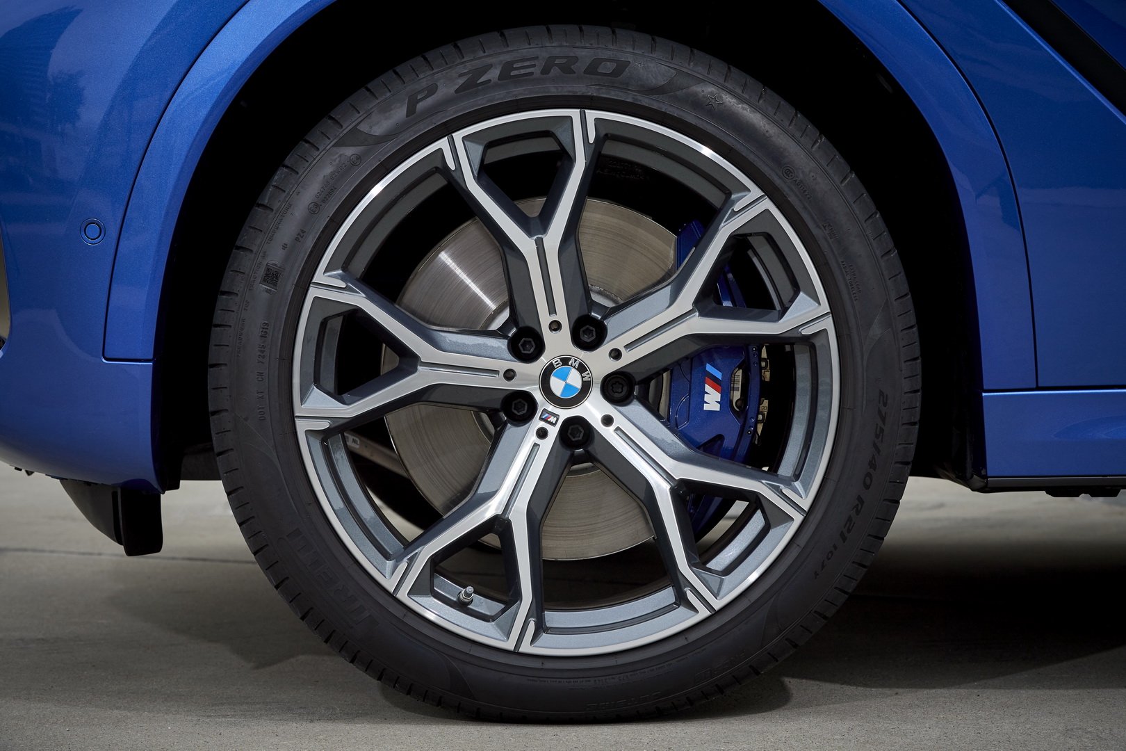 Nuovi cerchi da 22 pollici BMW X6