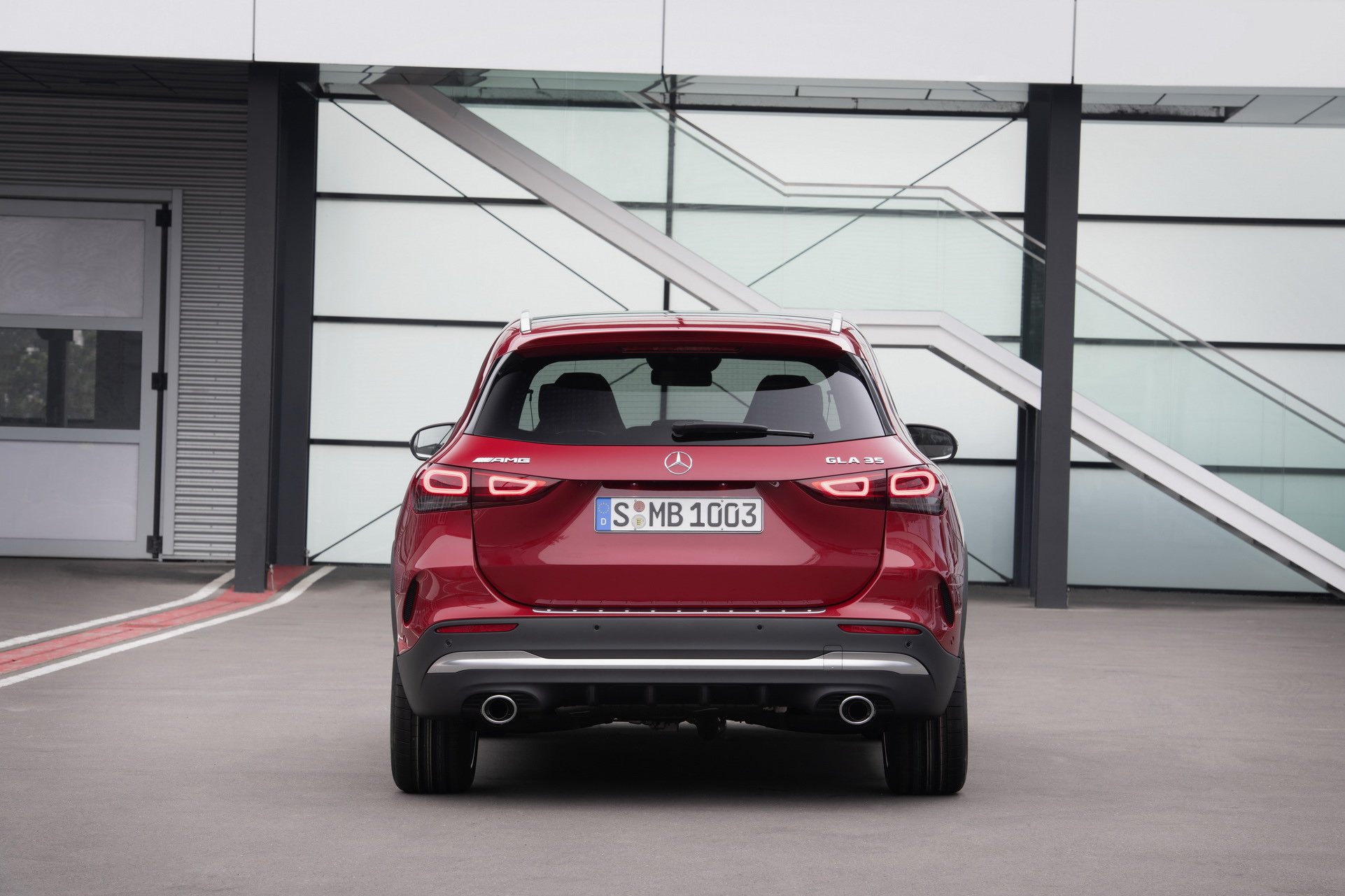 Immagine posteriore Mercedes AMG GLA 35 4matic