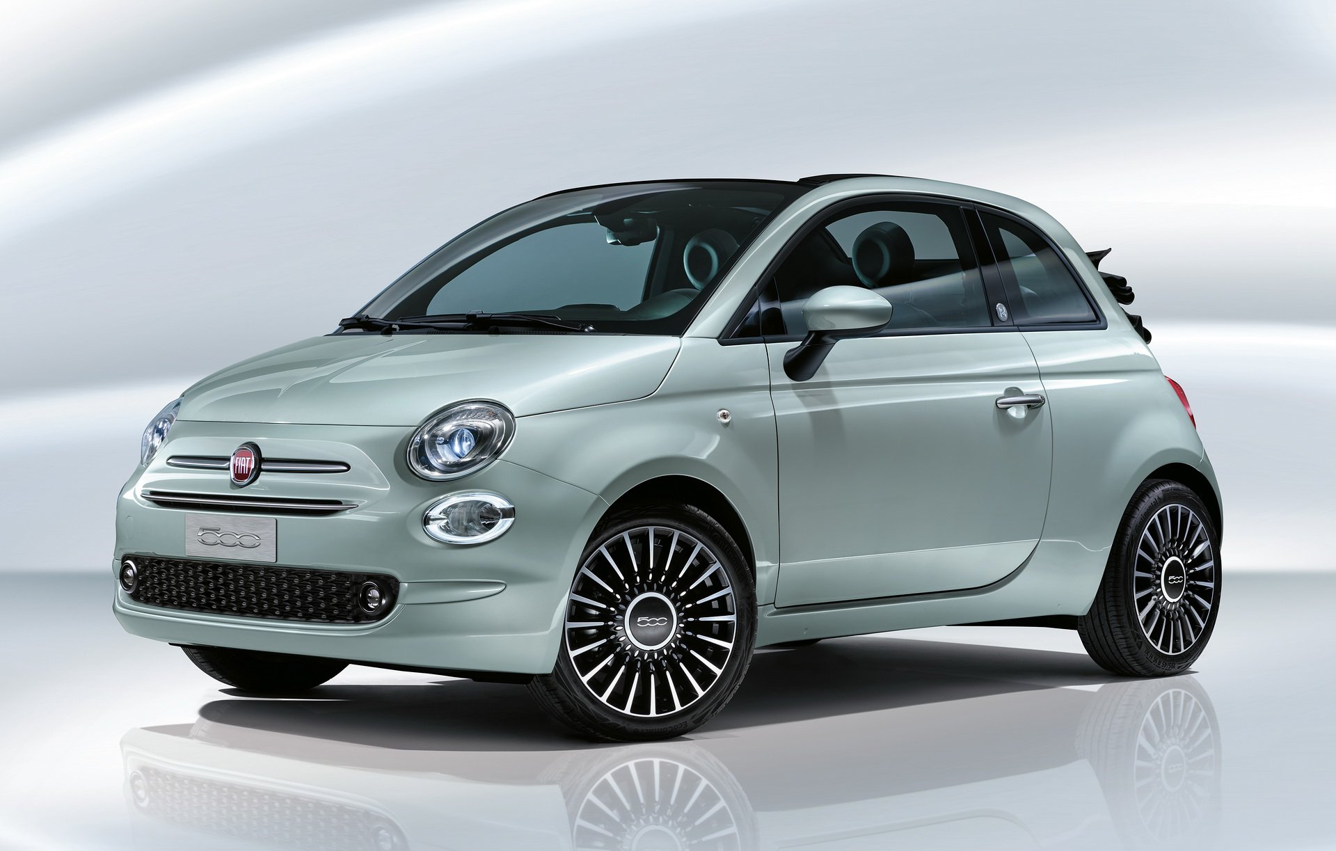 Nuova Fiat 500 Hybrid color verde rugiada