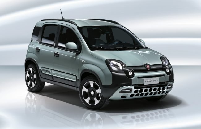 Nuova Fiat Panda Hybrid 2020 color verde rugiada