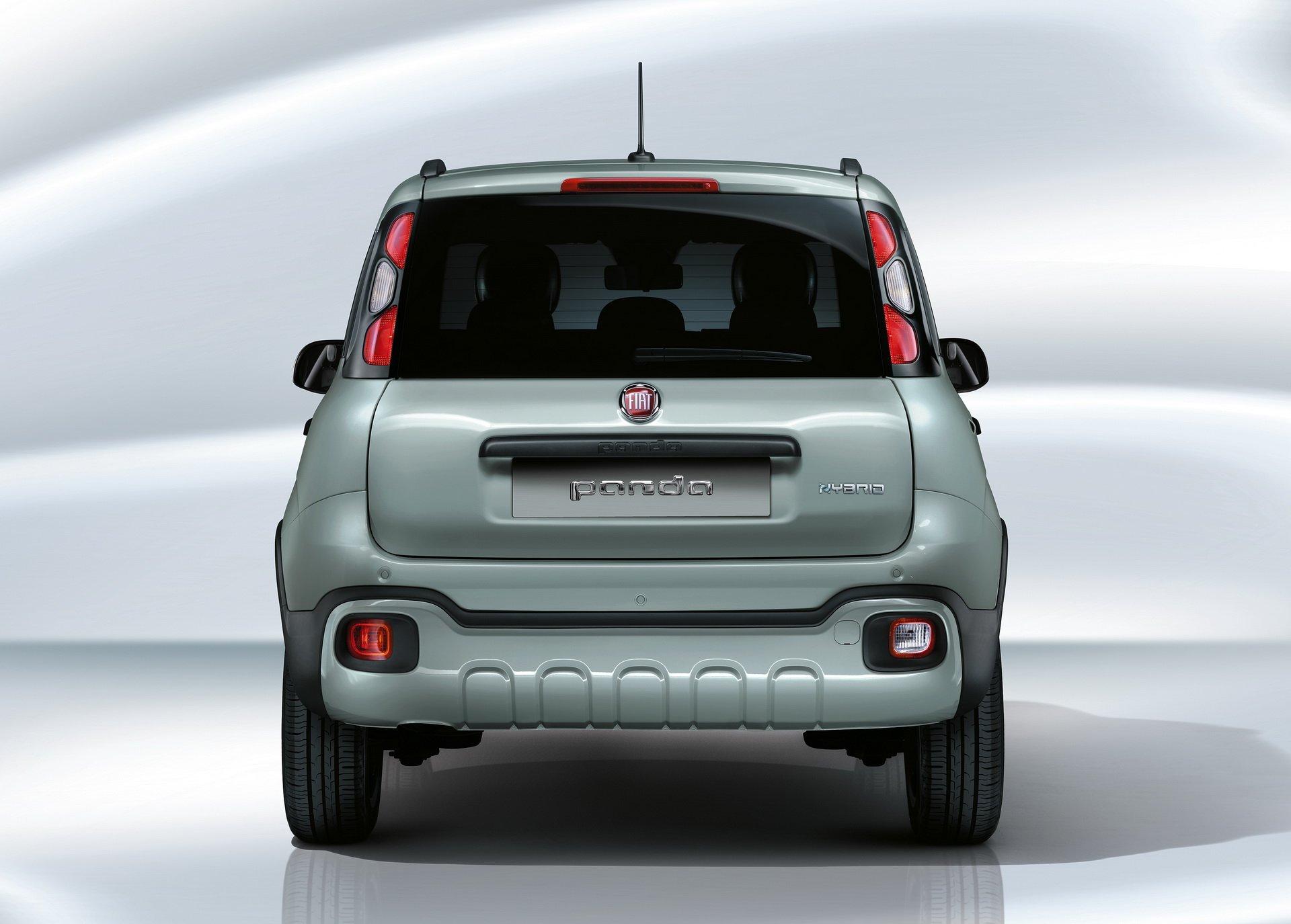 Posteriore nuova Fiat Panda Hybrid 2020 color verde rugiada