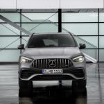 Immagine Frontale nuova Mercedes AMG GLA 45 2020