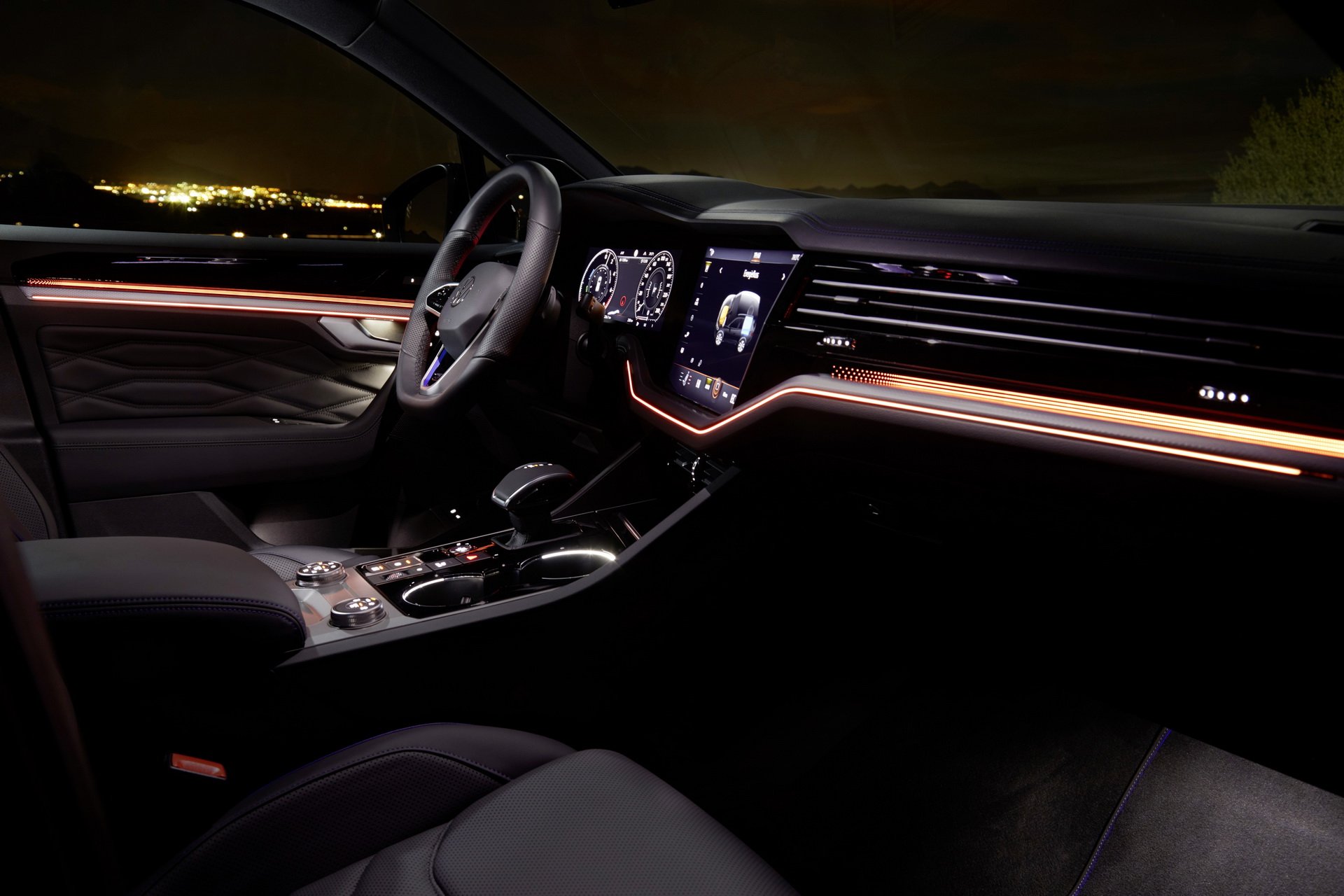 Luci interne VW Touareg R Ibrida