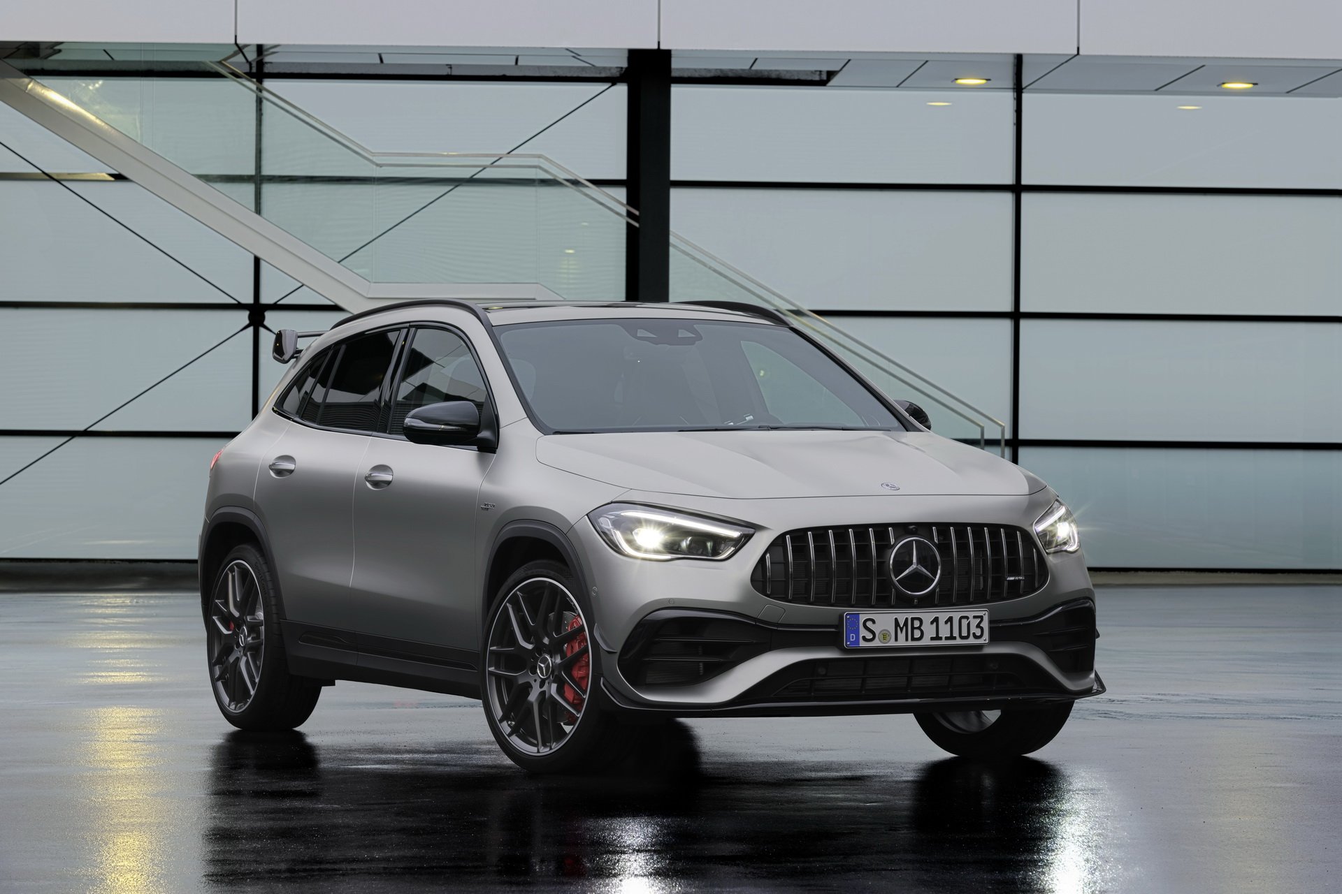 Nuova Mercedes AMG GLA 45 2020 da 387 cv