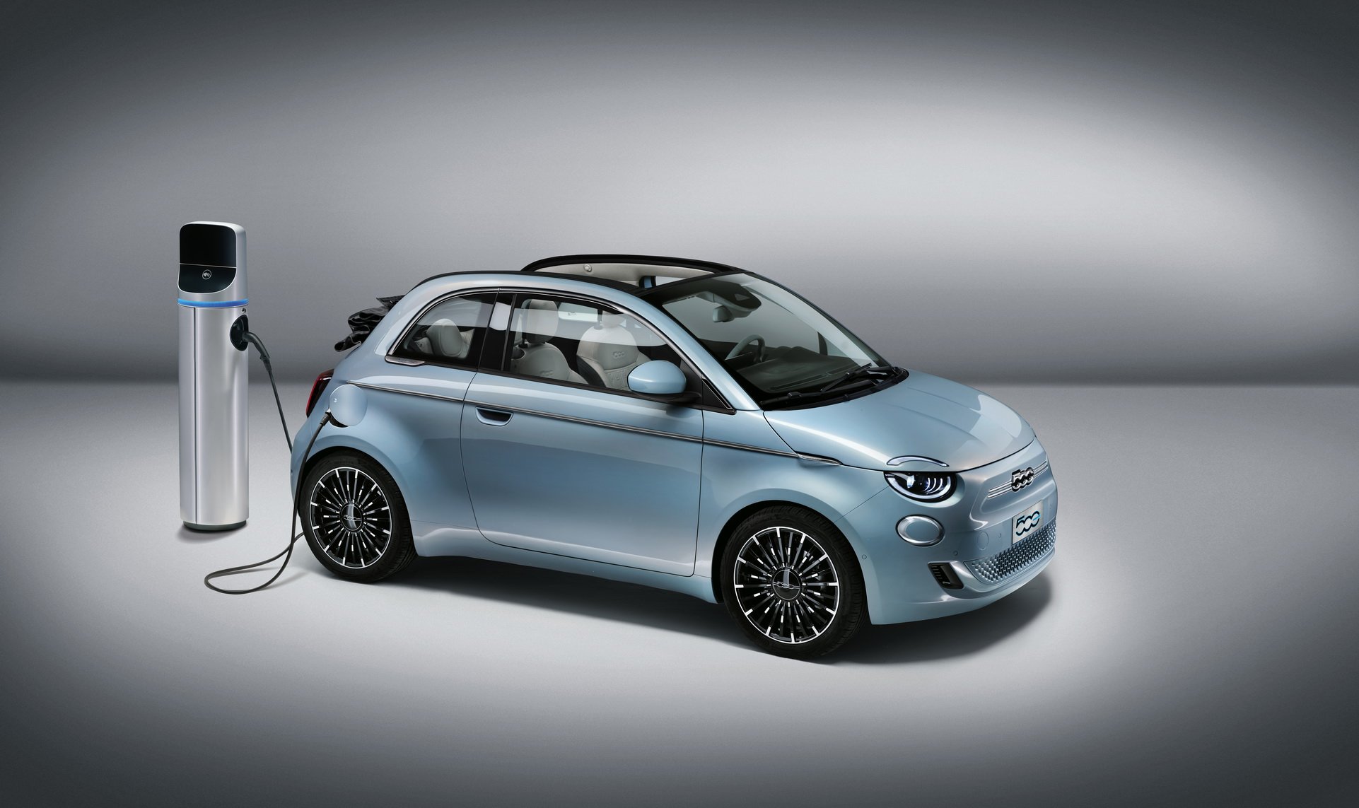 Autonomia e Prezzo nuova Fiat 500 elettrica 2020