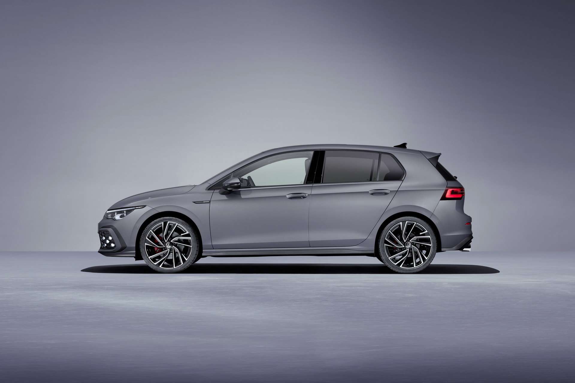 Foto fiancata nuoba VW GOLF 8 GTD 2020