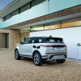 Nuova Range Rover Evoque Ibrida P300e motore prestazioni e prezzo