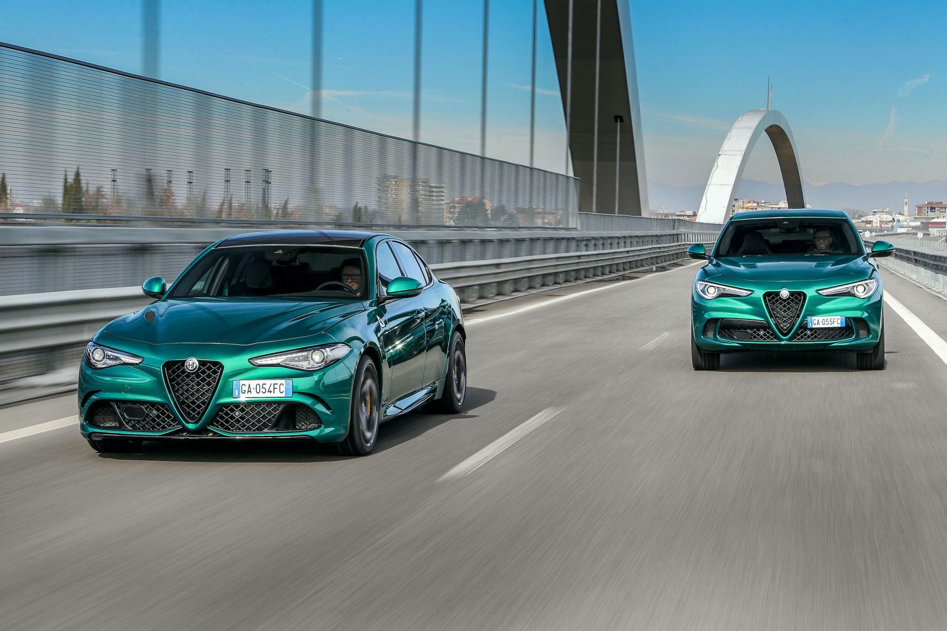 Galleria di foto Alfa Romeo Stelvio e Giulia Quadrifoglio