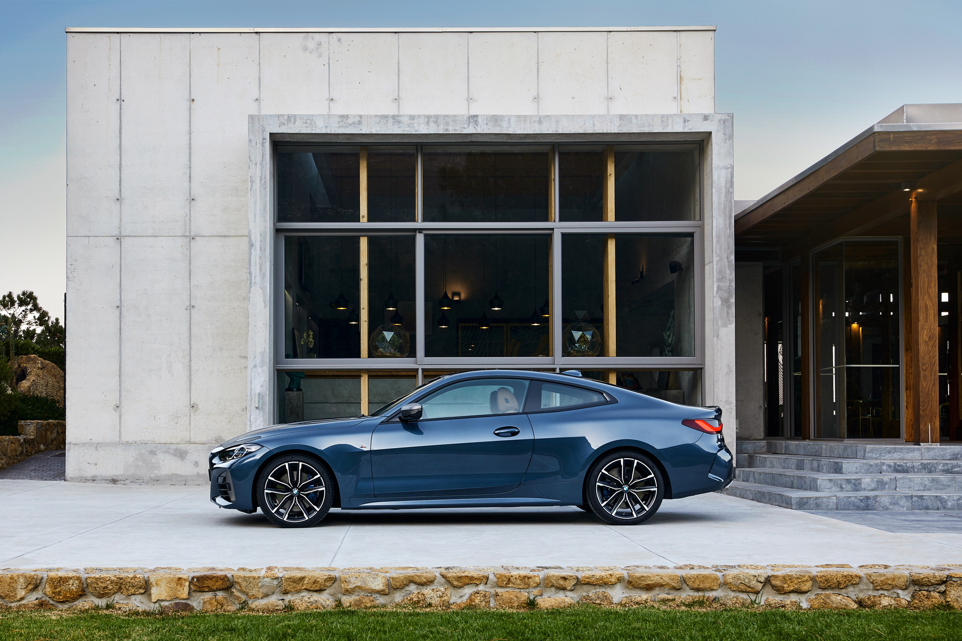 Fiancata nuova BMW serie 4 coupe