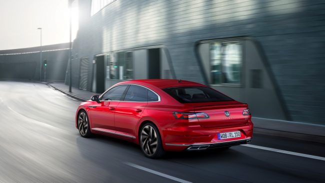 Immagine posteriore Volkswagen Arteon Restyling 2020