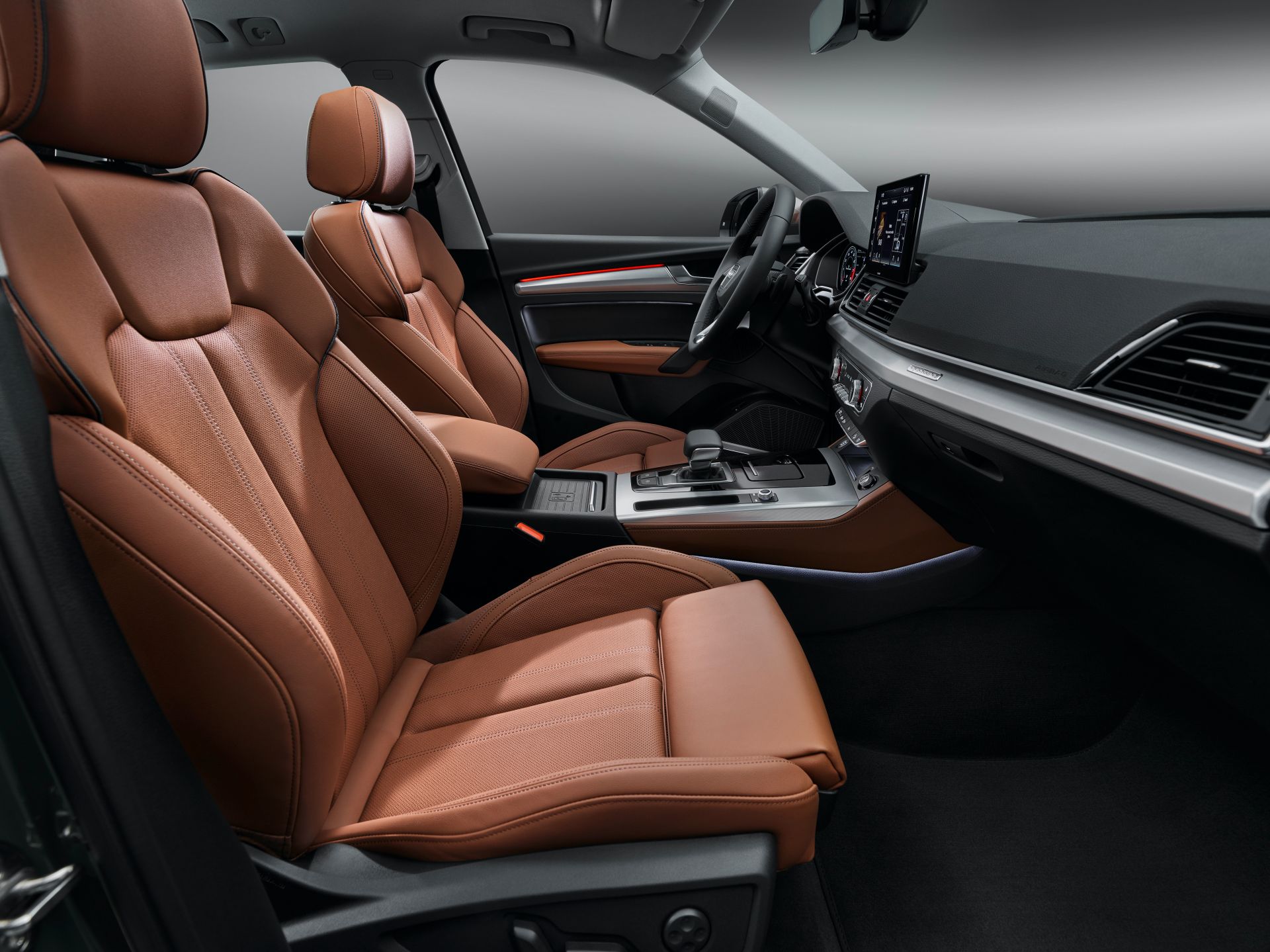 Abitacolo nuova Audi Q5 2020