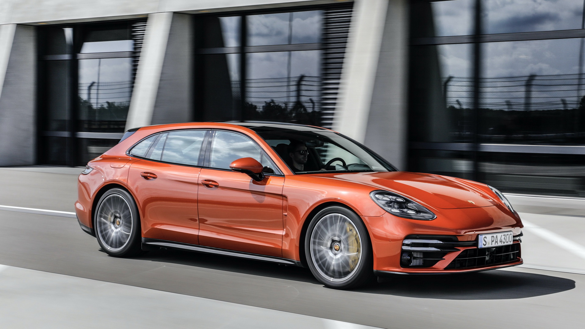 Foto e Prezzi nuova Porsche Panamera 2020