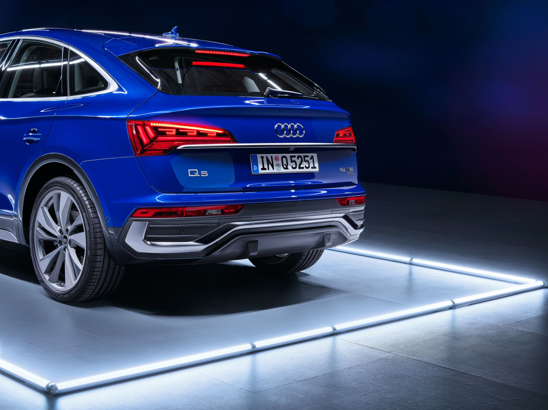 Dettagli posteriore Audi Q5 Sportback 2021