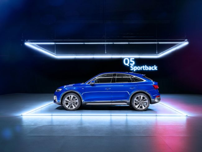Immagine fiancata nuova Audi Q5 Sportback 2021