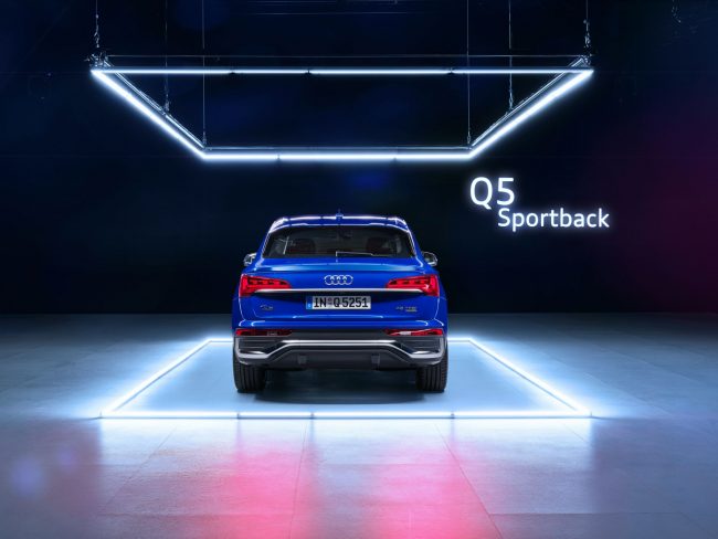 Immagine posteriore nuova Audi Q5 Sportback 2021