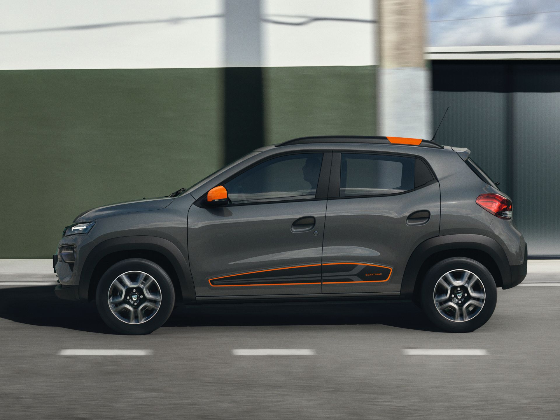 Fiancata nuova Dacia Spring Elettrica 2021