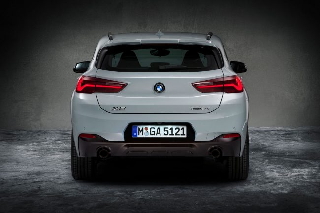 Immagine posteriore nuova BMW X2 M Mesh Edition 2021 Immagine posteriore nuova BMW X2 M Mesh Edition 2021